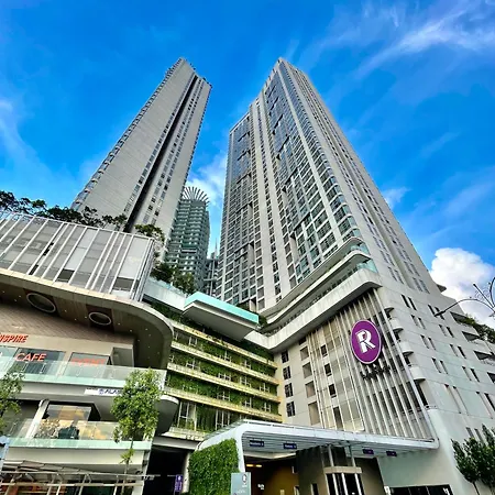 The Robertson Residence In Bukit Bintang